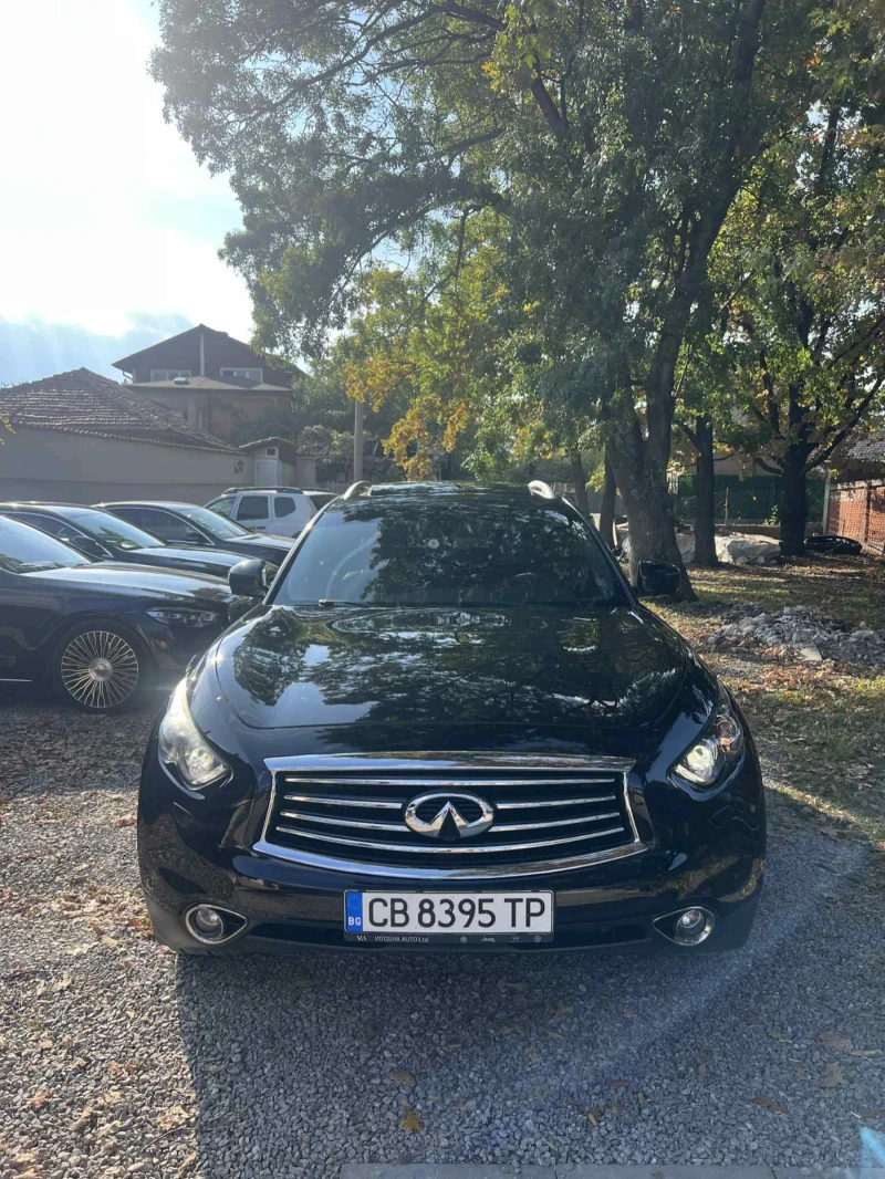 Infiniti QX70 S 5.0 Топ Цена, снимка 3 - Автомобили и джипове - 52084047