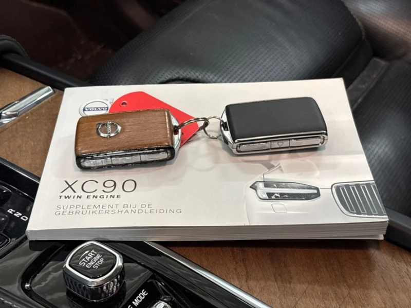 Volvo Xc90  Inscription 7 местен Всички Екстри, снимка 16 - Автомобили и джипове - 52474180