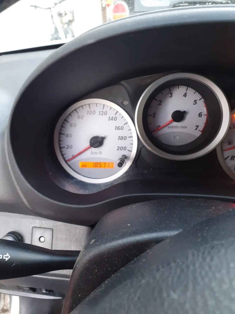 Toyota Rav4 2.0D4D 4X4 , снимка 7 - Автомобили и джипове - 53085409