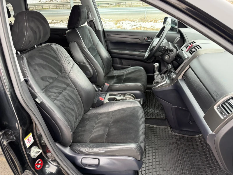Honda Cr-v 2.0 i-VTEC / FACELIFT / EXECUTIVE / KOJA / NAVI , снимка 10 - Автомобили и джипове - 53358016