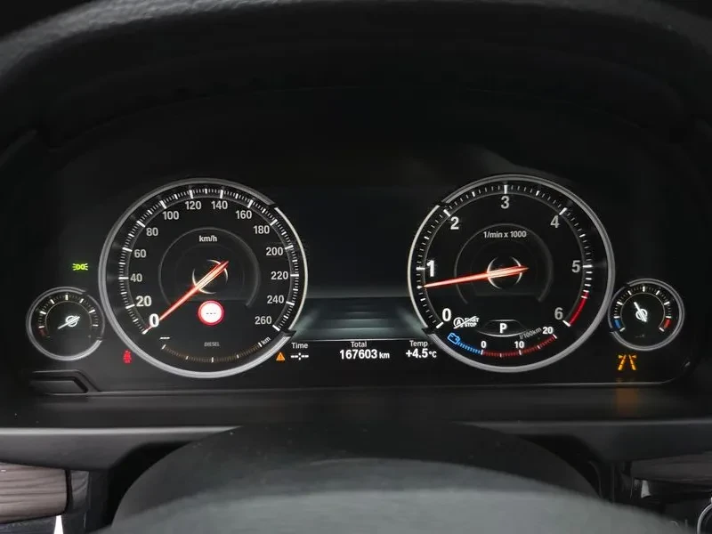 BMW X5 xDrive 30D - изображение 8