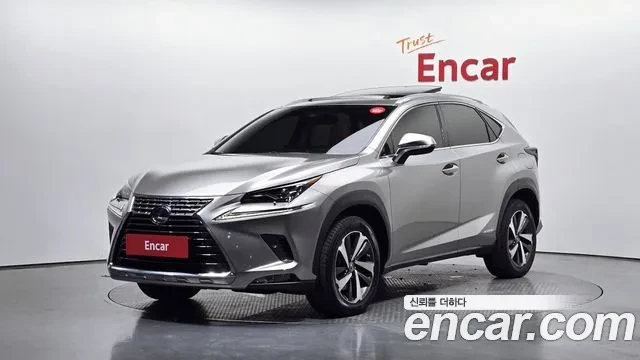 Lexus NX 300h supreme