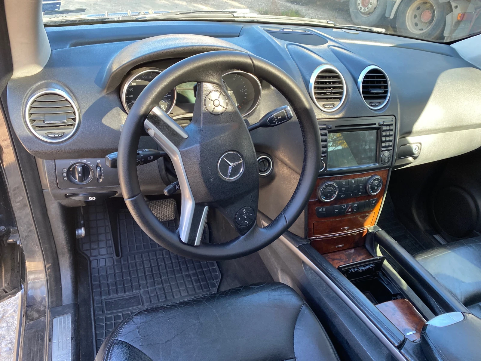 Mercedes-Benz ML 280  - изображение 7