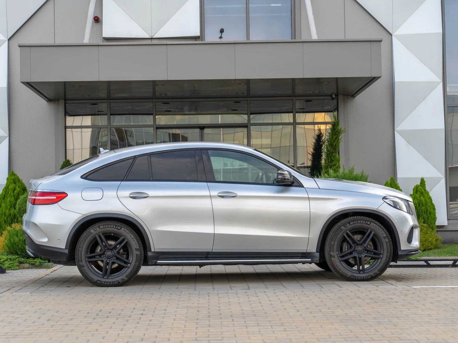 Mercedes-Benz GLE 350 AMG 4 MATIC COUPE 360 9G-tronic  - изображение 4