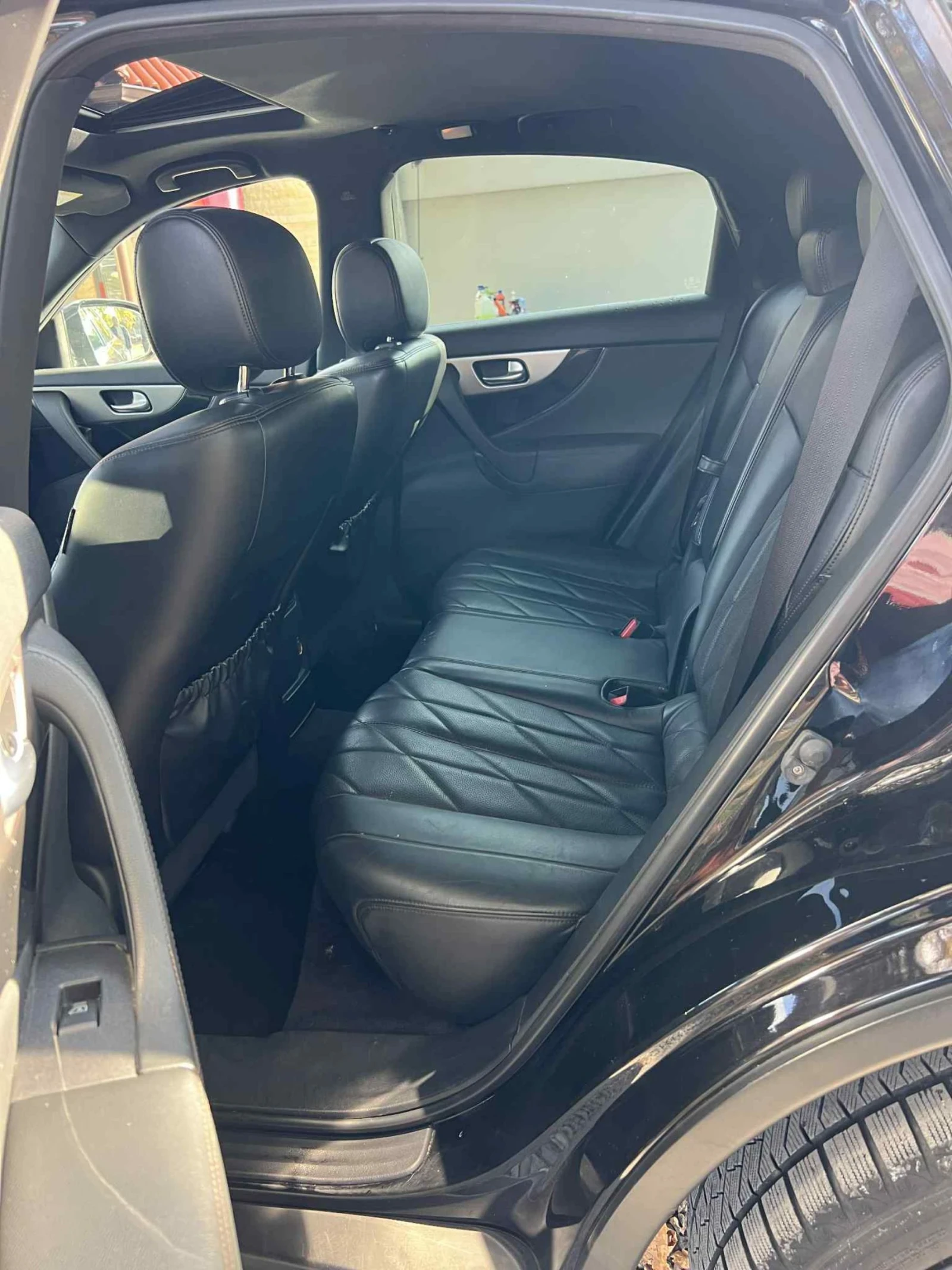 Infiniti QX70 S 5.0 benzin | Mobile.bg   12