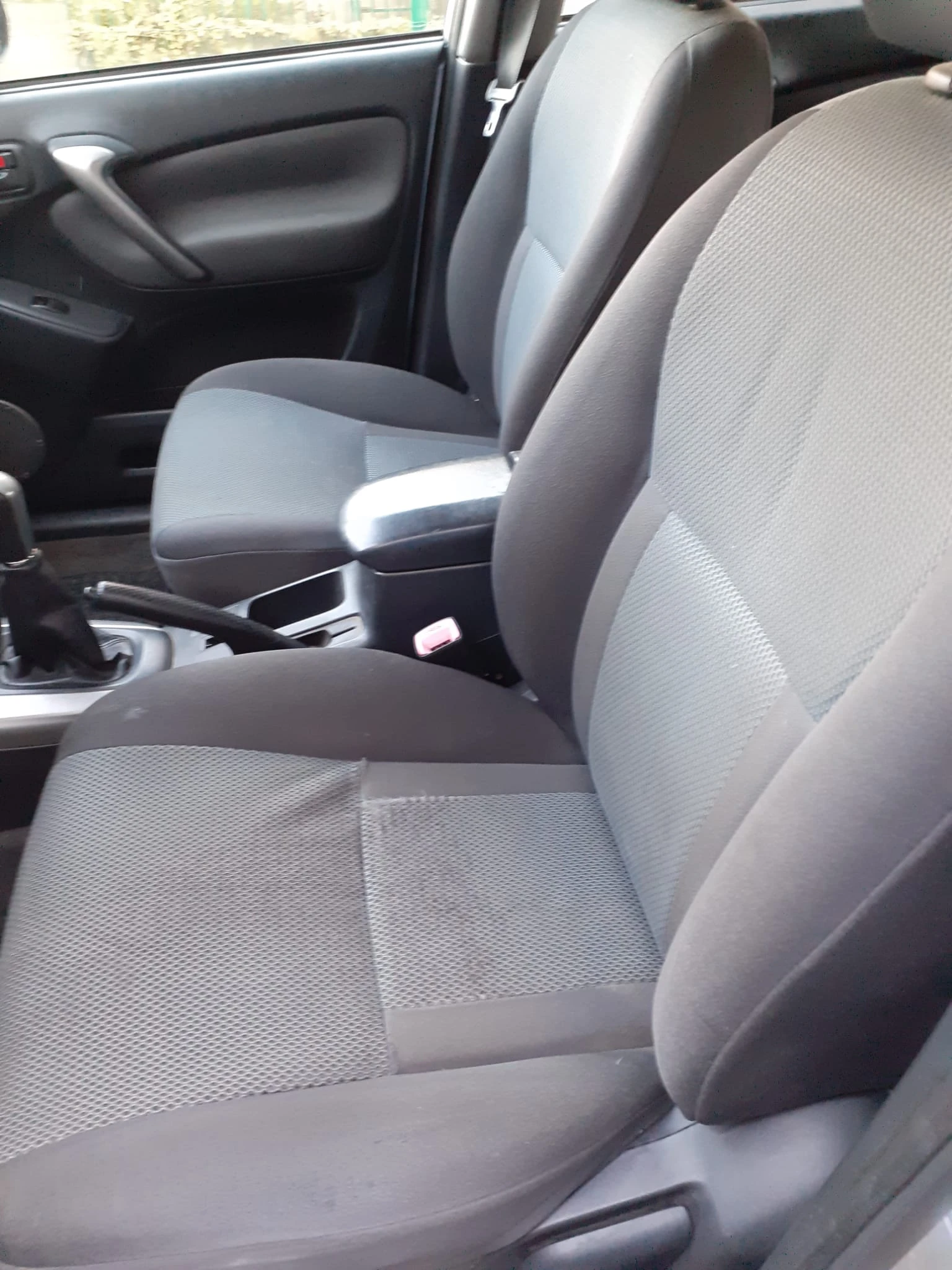 Toyota Rav4 2.0D4D 4X4  | Mobile.bg � ����������� 10