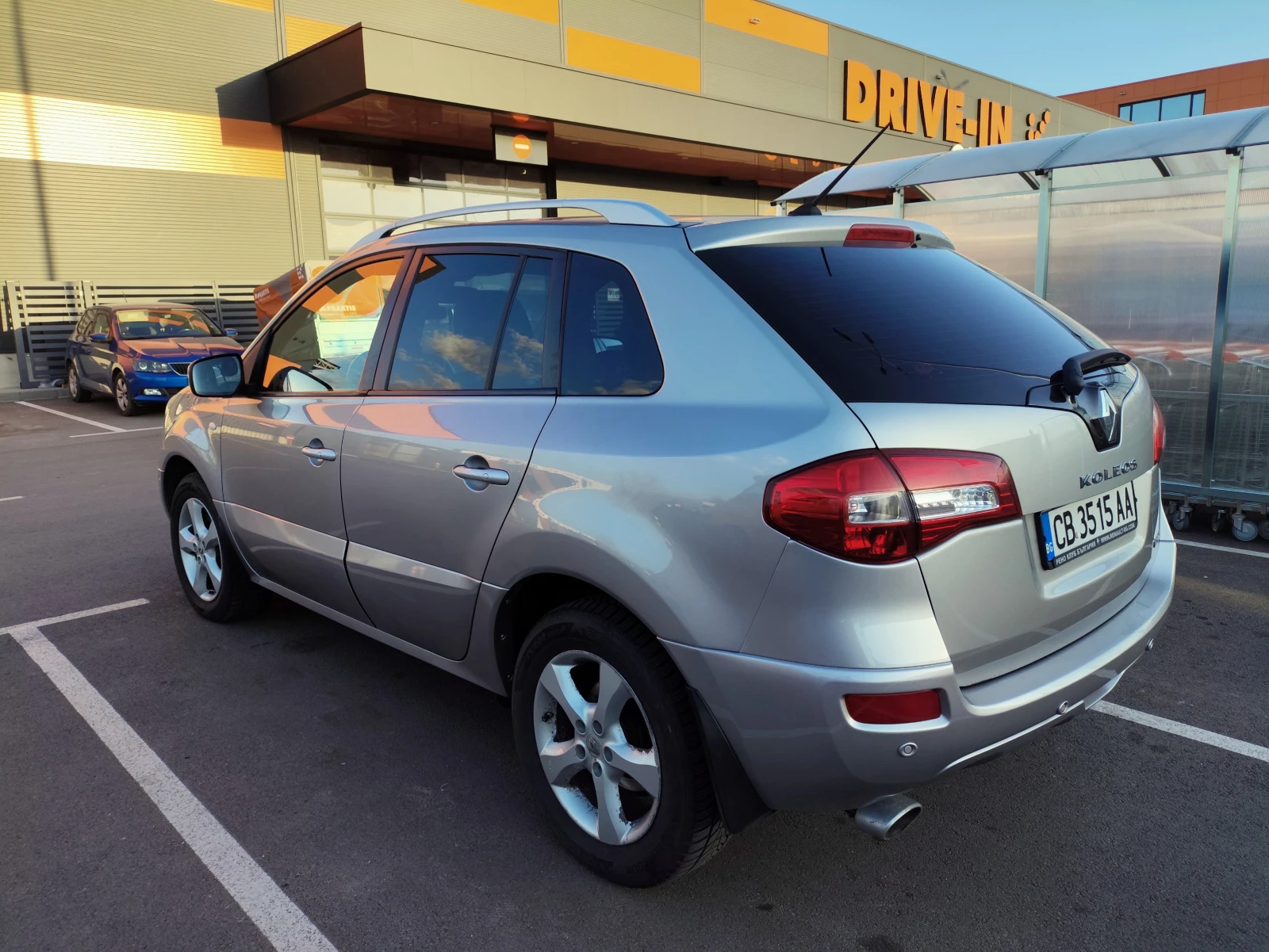 Renault Koleos 4x4, автомат, Bose, снимка 4 - Автомобили и джипове - 54041388