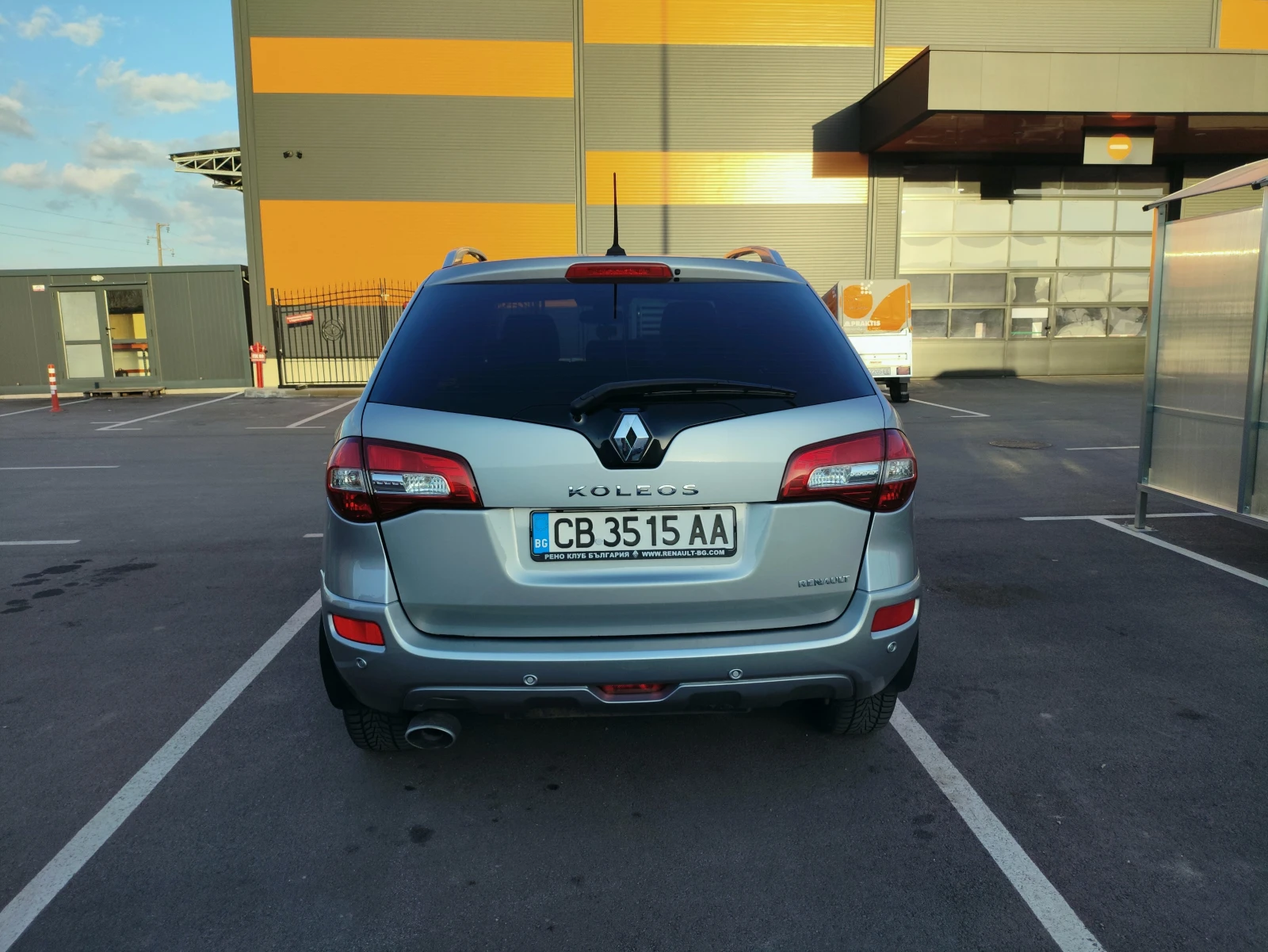 Renault Koleos 4x4, автомат, Bose, снимка 5 - Автомобили и джипове - 54041388