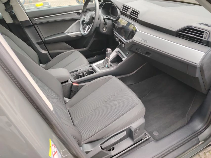 Audi Q3 �2023�-S-tronic-2.0TDi-150��-DIGITAL-����������! | Mobile.bg � ����������� 12