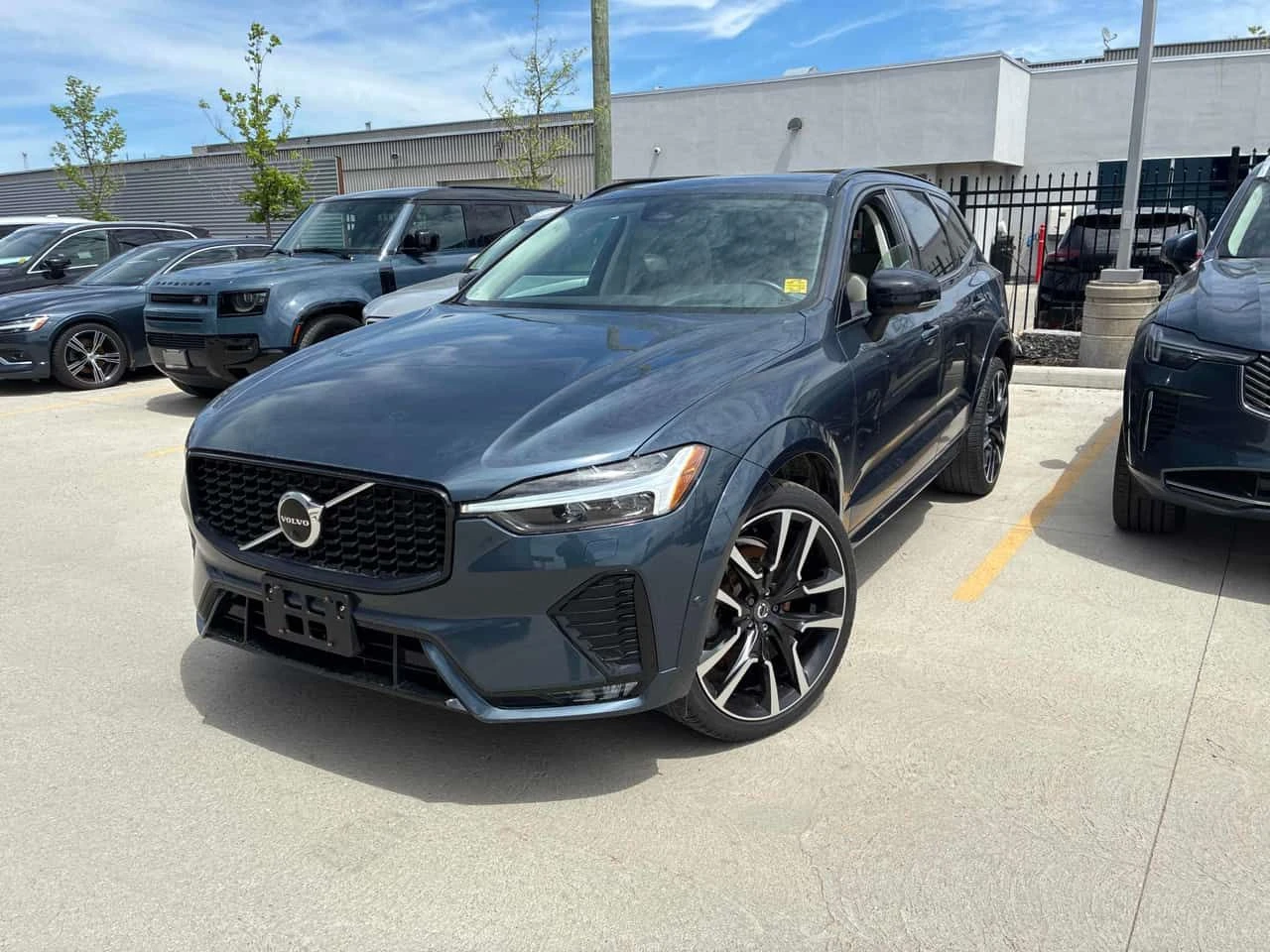 Volvo XC60 Ultimate Dark Theme/ПАНОРАМА/HARMAN KARDON