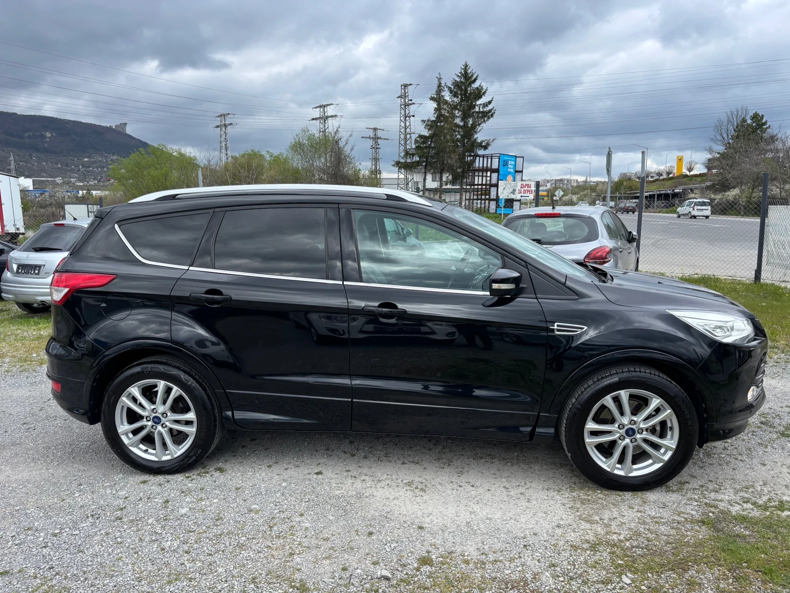Ford Kuga ВНОС ШВЕЙЦАРИЯ!!!, снимка 3 - Автомобили и джипове - 54825996
