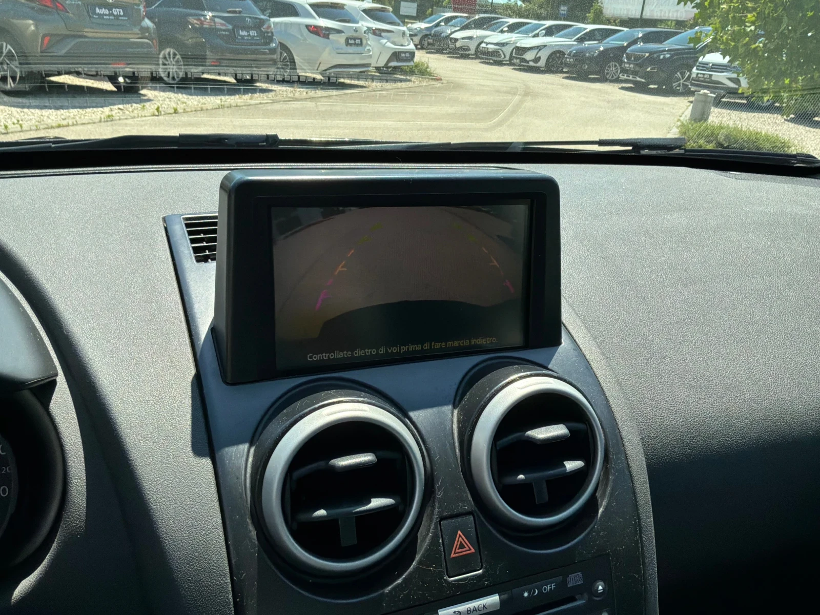 Nissan Qashqai 1.5D 106k.с NAVI Кожа 6ск., снимка 12 - Автомобили и джипове - 54914469