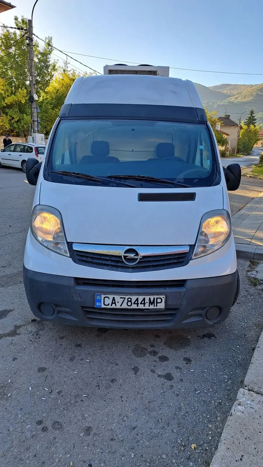 Opel Vivaro 2.0 CDT Хладилен до - 5 - изображение 2