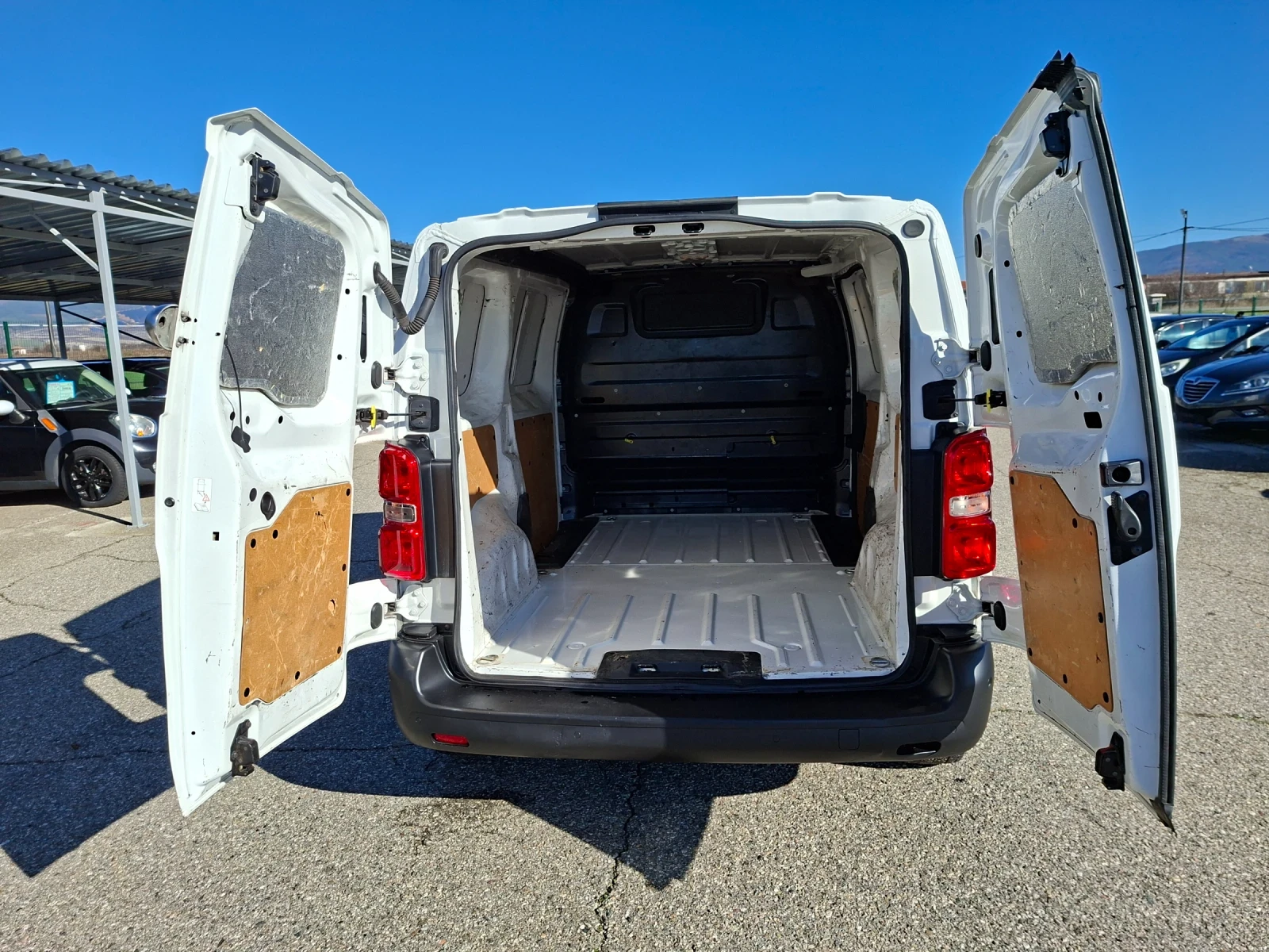 Citroen Jumpy 1, 6 hdi - изображение 9