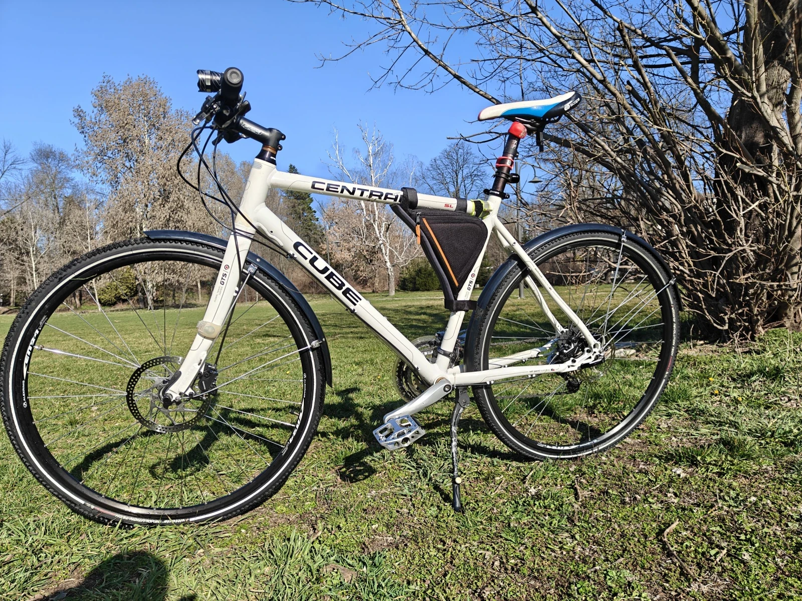 ������ Central SL | Mobile.bg � ����������� 1