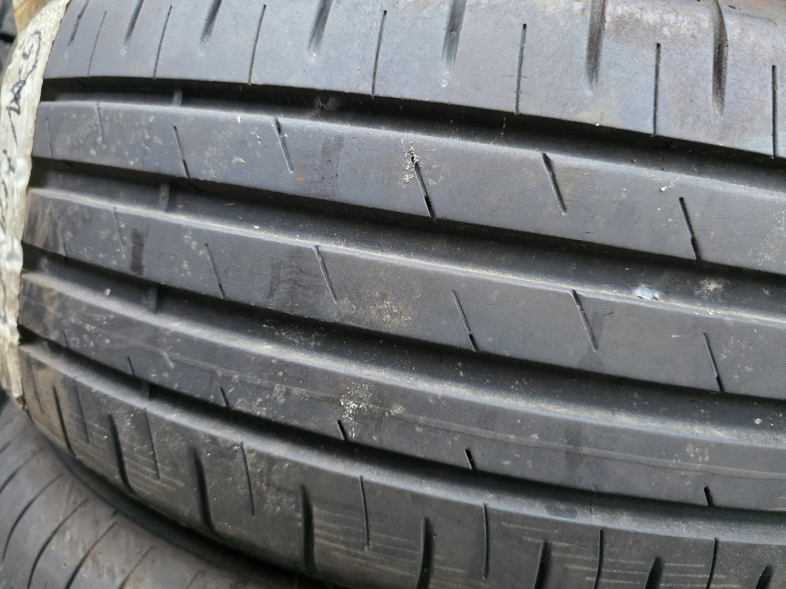 Гуми Летни 205/60R16, снимка 2 - Гуми и джанти - 56731015