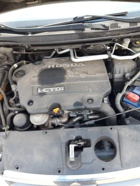 Honda Fr-v 2.2icdti НА ЧАСТИ, снимка 7