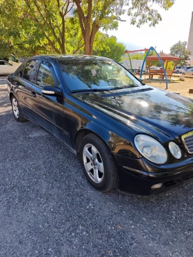 Mercedes-Benz E 270 2.7, снимка 2
