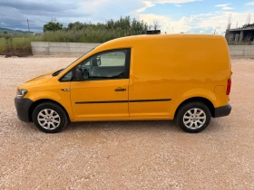 VW Caddy 1.6 Перфектен, снимка 8