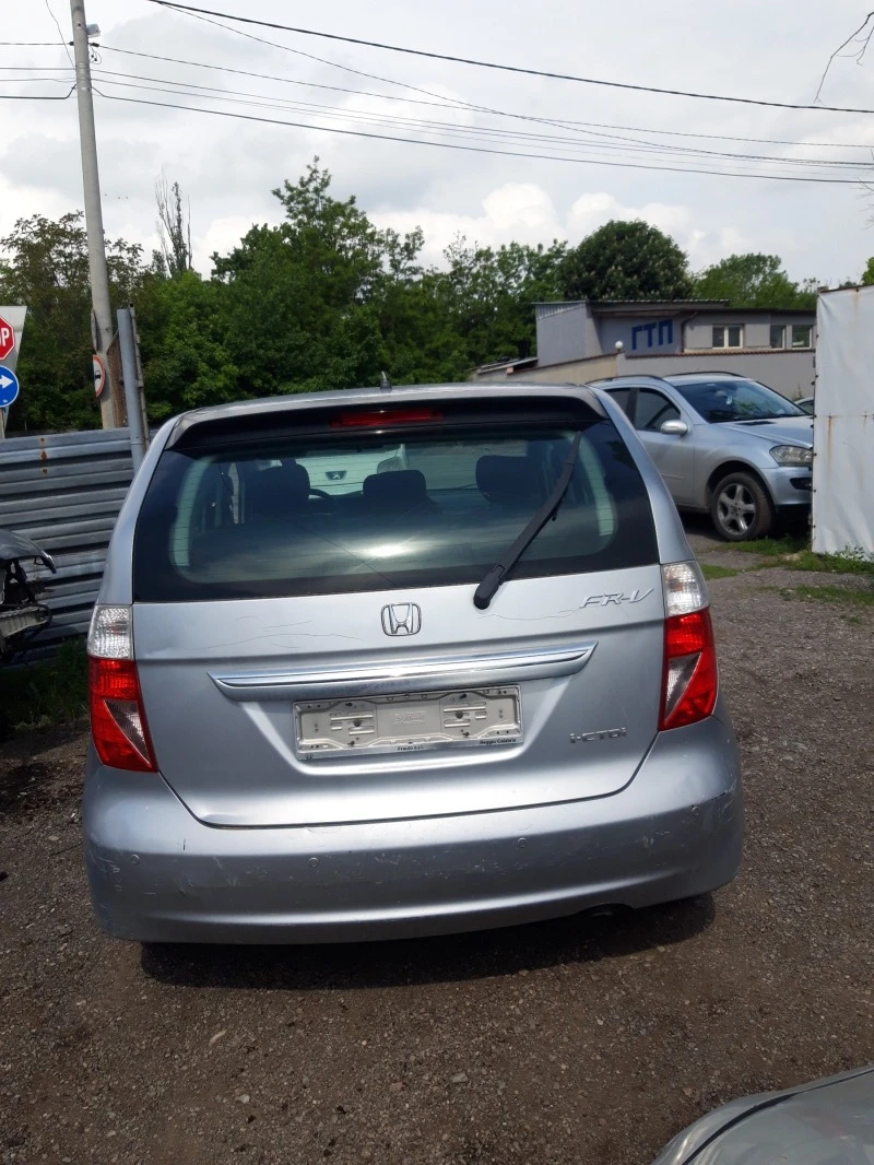 Honda Fr-v 2.2icdti НА ЧАСТИ, снимка 4 - Автомобили и джипове - 40932253