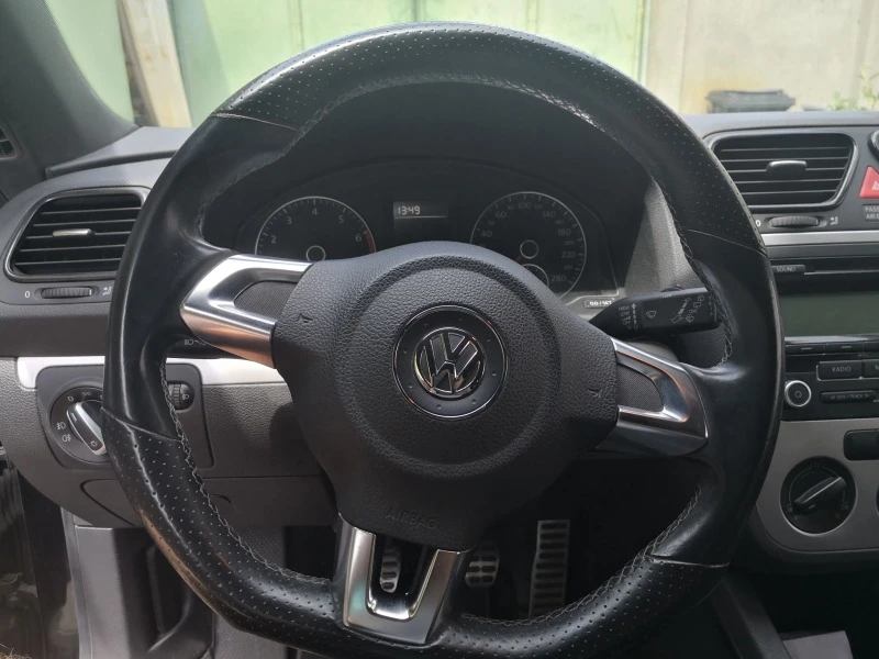 VW Scirocco 1.4 tsi, снимка 9 - Автомобили и джипове - 41481893