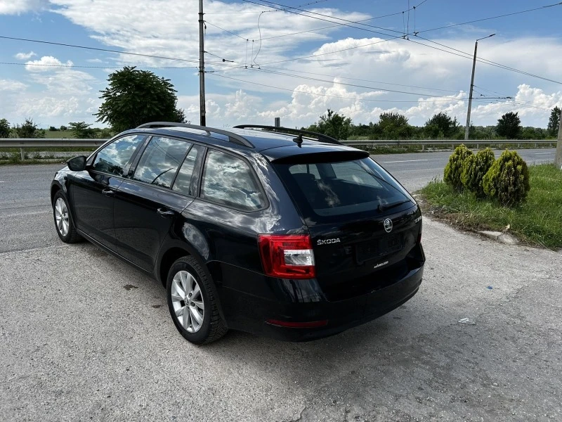 Skoda Octavia, снимка 5 - Автомобили и джипове - 46008396