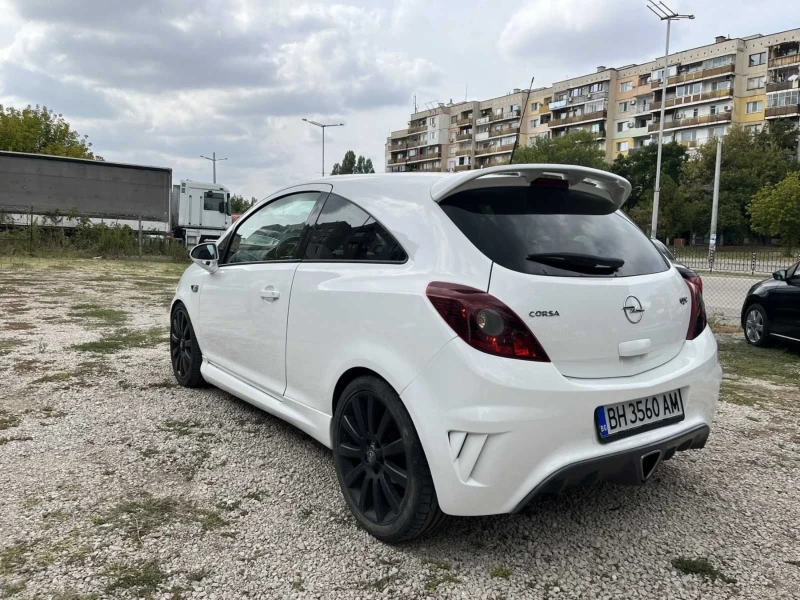 Opel Corsa 1.6Б OPC 200 к.с., снимка 5 - Автомобили и джипове - 46884335