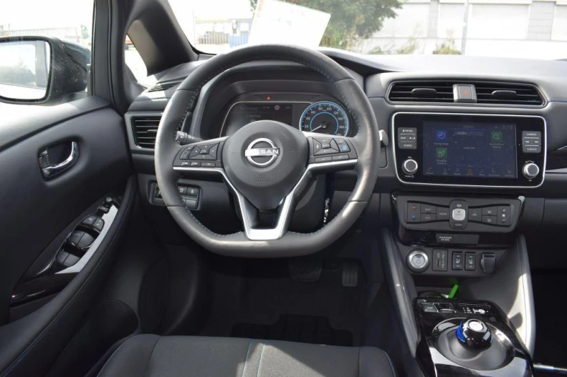 Nissan Leaf  360 CAMERA NAVI , снимка 8 - Автомобили и джипове - 47953890