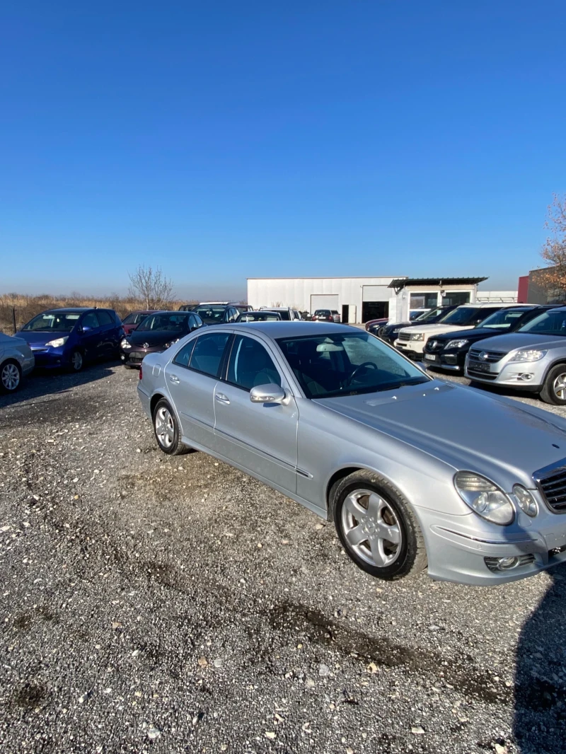 Mercedes-Benz E 320 320CDI-AVANGARD-НАВИ-EVO-224кс-УНИКАЛНО ЗАПАЗЕНА , снимка 4 - Автомобили и джипове - 48507279