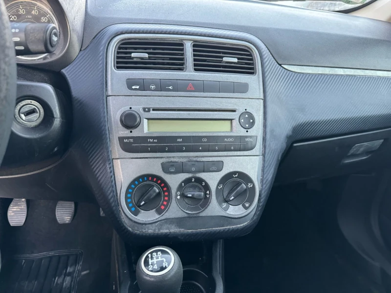 Fiat Punto 1.4, снимка 3 - Автомобили и джипове - 49380577