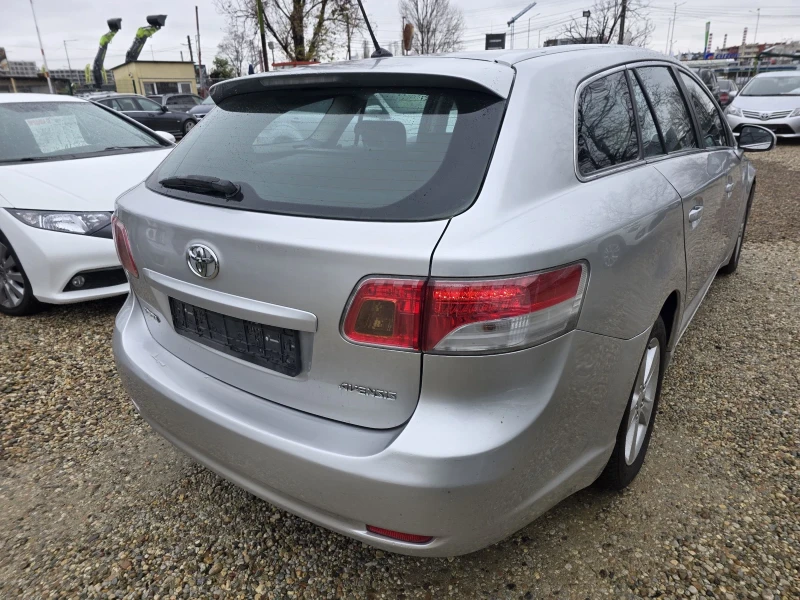 Toyota Avensis T27 1.8 VVTI, снимка 7 - Автомобили и джипове - 50401050