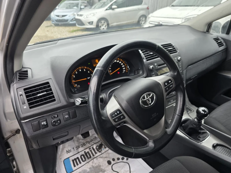 Toyota Avensis T27 1.8 VVTI, снимка 9 - Автомобили и джипове - 50401050
