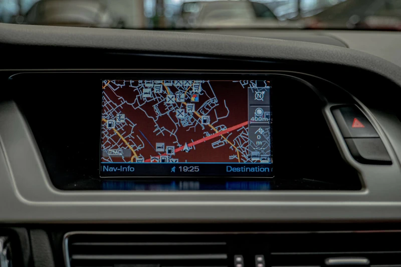 Audi S4 3.0TFSI V6/Quattro/Bang&Olufsen/Audi Drive Select, снимка 11 - Автомобили и джипове - 51921068