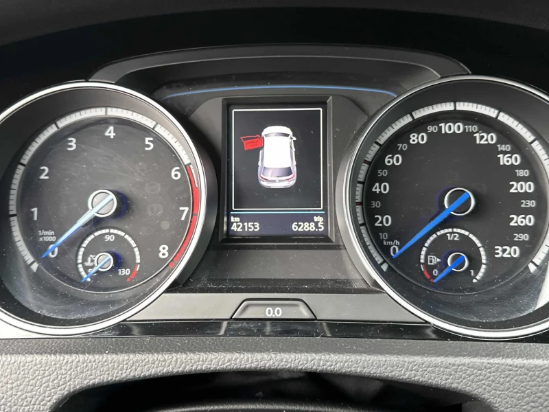 VW Golf * R* CARFAX * БЕЗ ПЪРВОНАЧАЛНА ВНОСКА, снимка 7 - Автомобили и джипове - 52584403