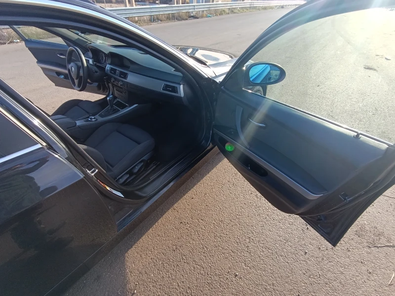 BMW 325 Xdrive I., снимка 9 - Автомобили и джипове - 53005052