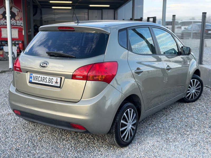 Kia Venga / БЕНЗИН / ГАЗ / ОБСЛУЖЕНА, снимка 6 - Автомобили и джипове - 53099841