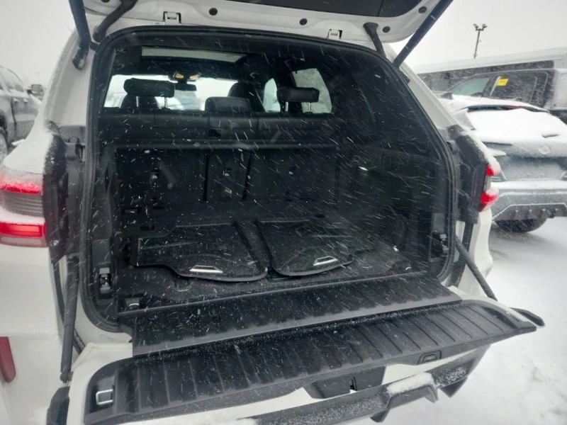 BMW X5M * X5 M/M Competition * CARFAX * БЕЗ ПЪРВОНАЧАЛНА В, снимка 14 - Автомобили и джипове - 53187746