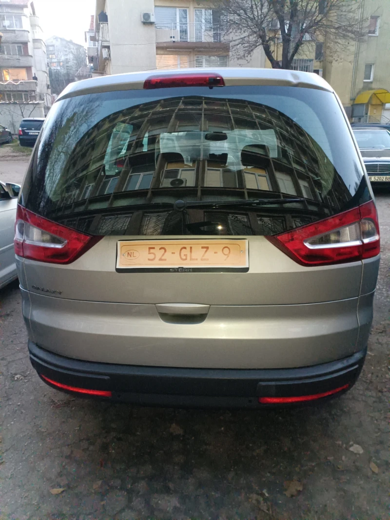 Ford Galaxy 2.3 I СТРАХОТЕН!, снимка 7 - Автомобили и джипове - 53304572