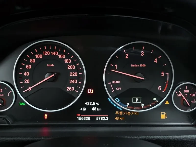 BMW 320 d, снимка 8 - Автомобили и джипове - 54593037