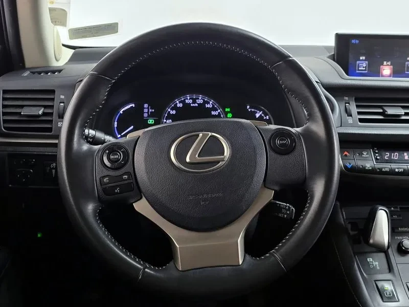 Lexus CT 200h Supreme ZWA10, снимка 4 - Автомобили и джипове - 55537069