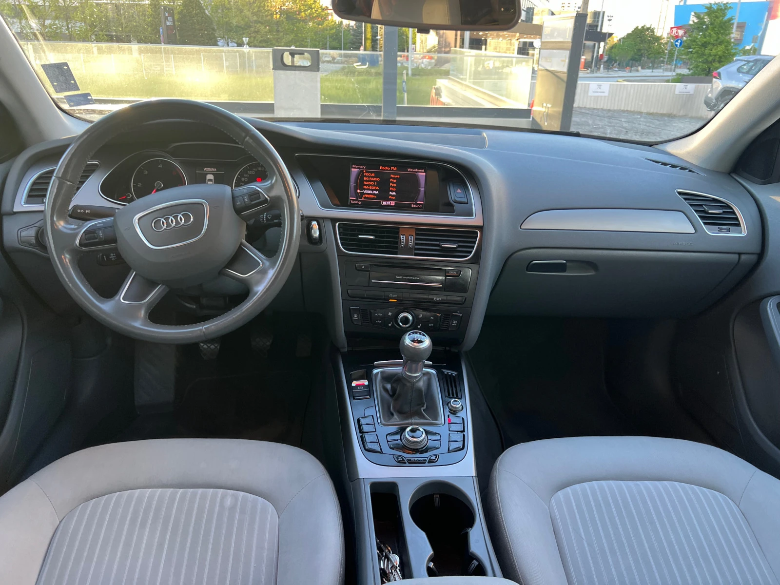 Audi A4 2.0 177к.с. FACELIFT - изображение 10