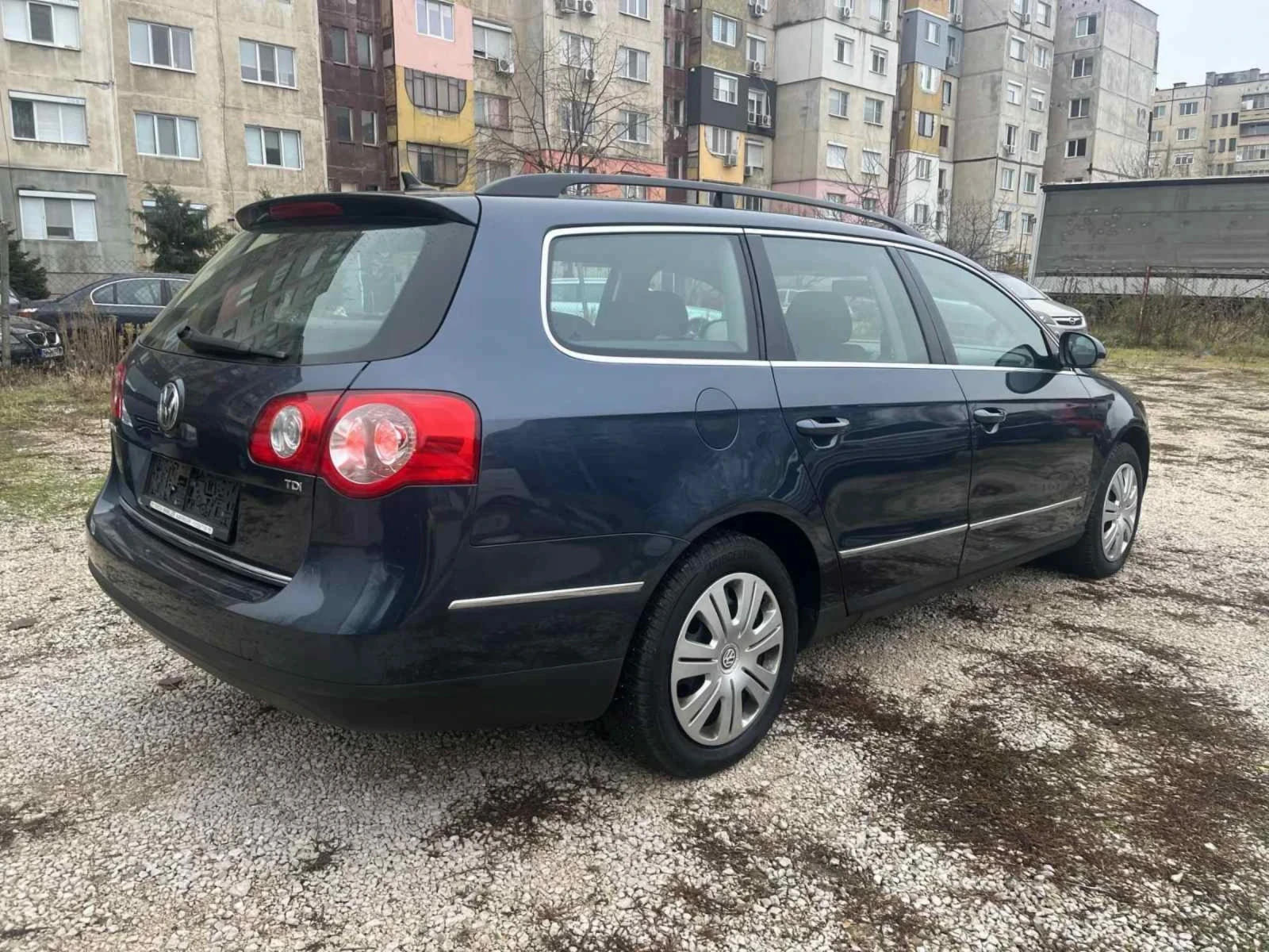 VW Passat 1.9 TDI 105 к.с. - изображение 6