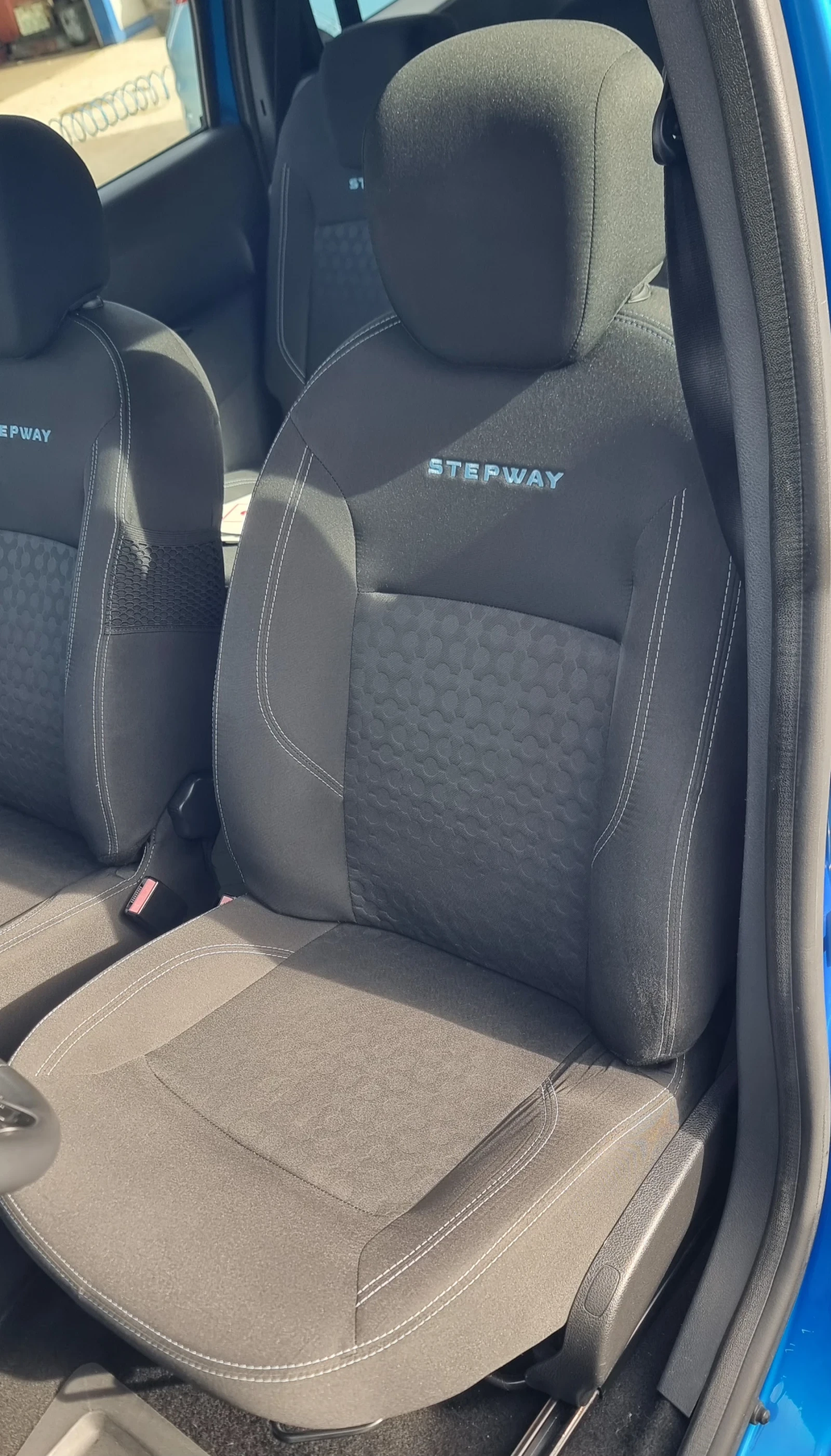 Dacia Lodgy 1.2i turbo 115�.�. Stepway 7����� | Mobile.bg � ����������� 11