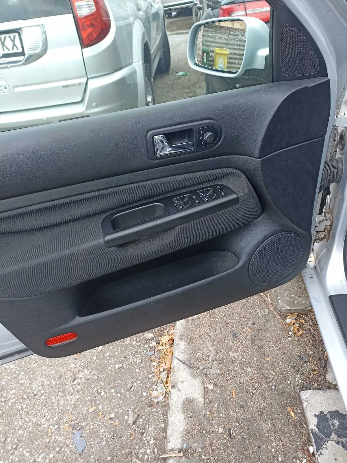 VW Golf 1.6 SR 101hp   | Mobile.bg   14