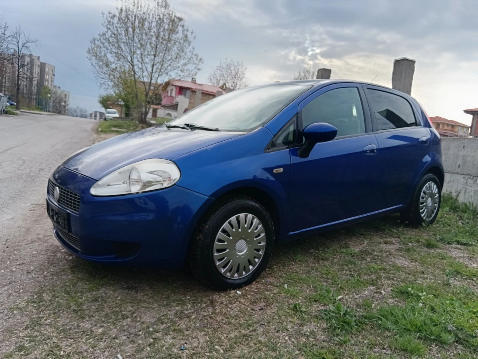 Fiat Punto 1.4 - изображение 2