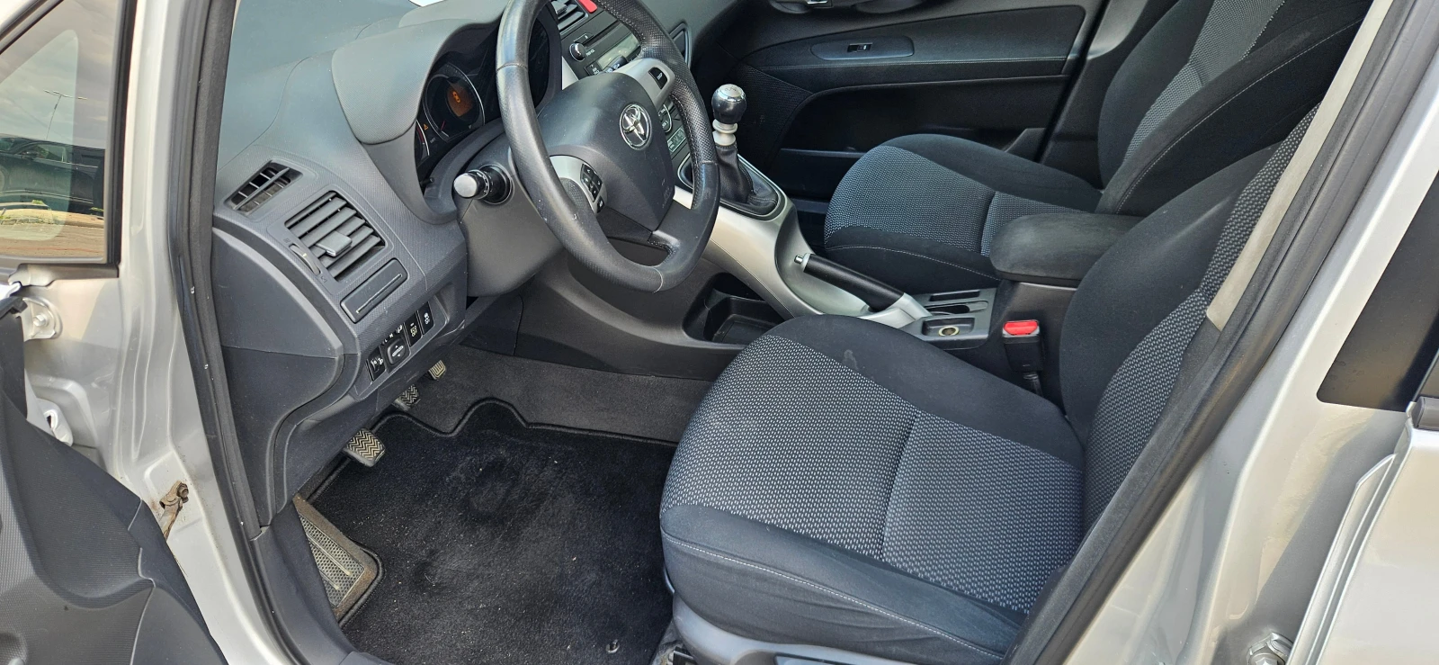 Toyota Auris | Mobile.bg   12