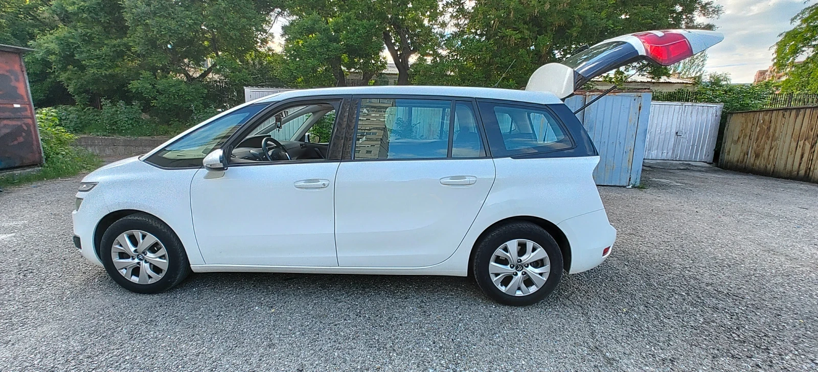 Citroen Grand C4 Picasso  - изображение 4