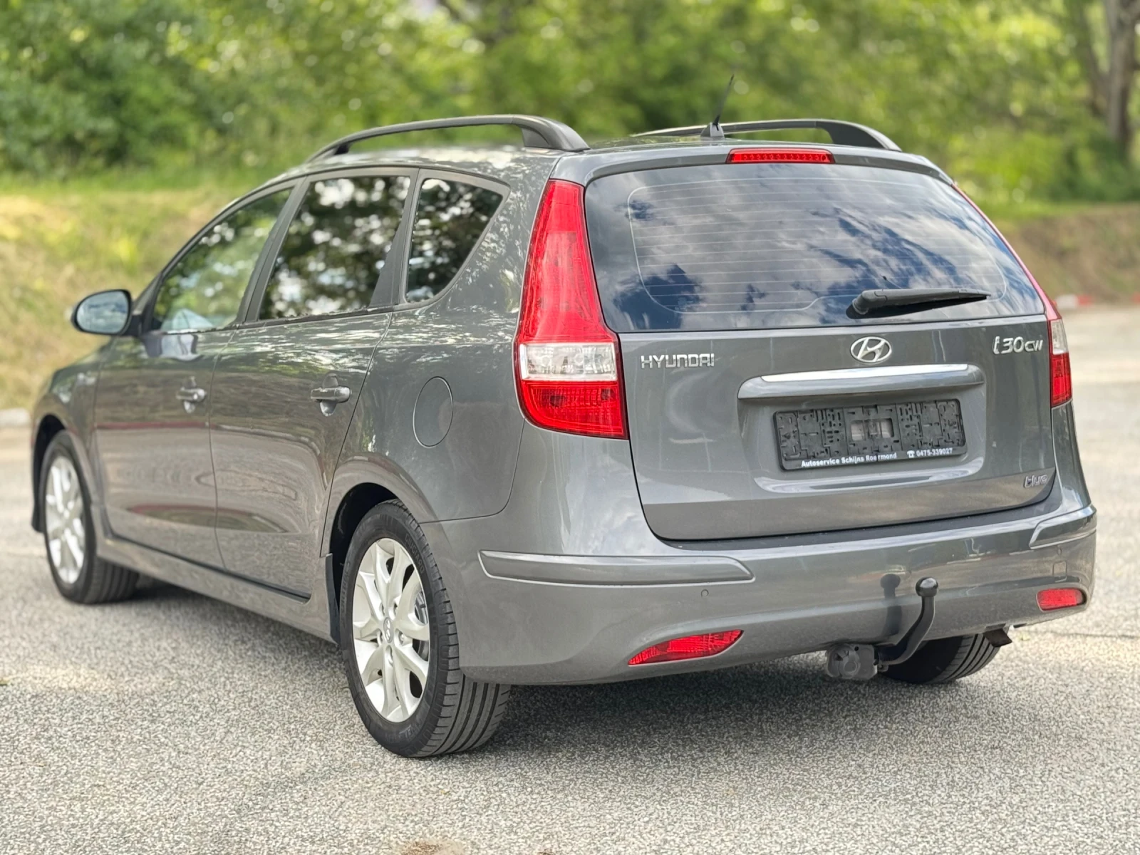 Hyundai I30 1.6i CW Facelift* Klimatronik - изображение 8