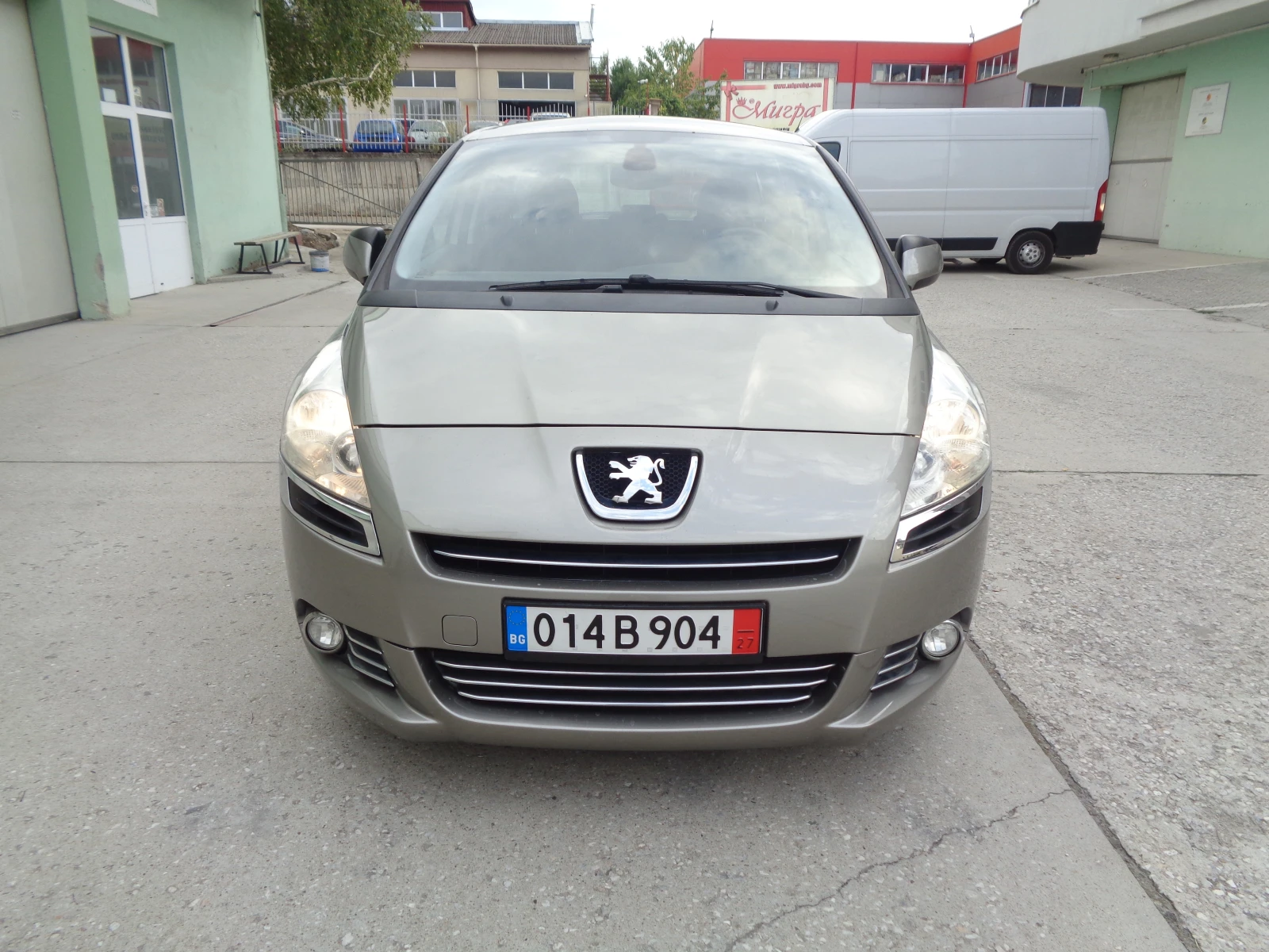 Peugeot 5008 2.0HDI-150-7mesta-CH-LIZING - изображение 5