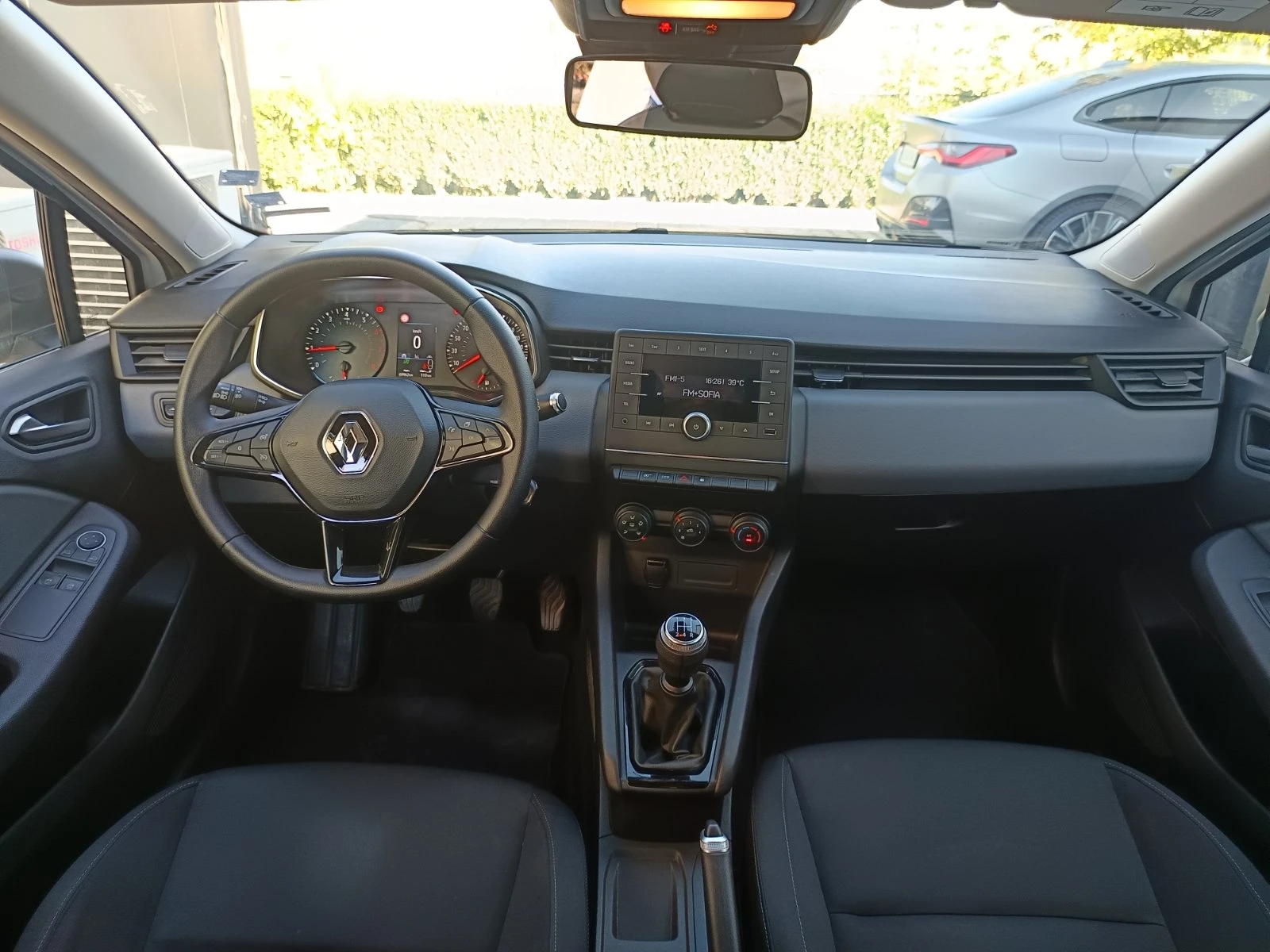 Renault Clio 1.0TCe/ 100к.с./Life - изображение 8
